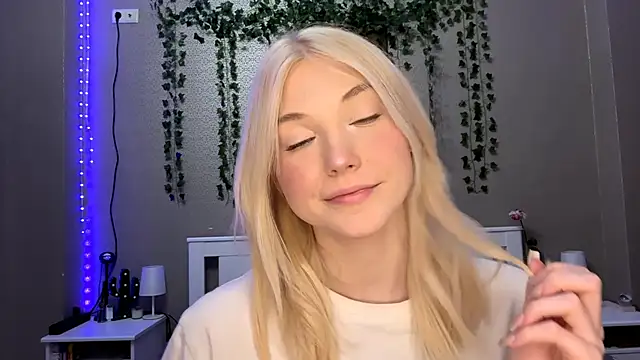 LlsabethHaze online show from 8, 1, 2026