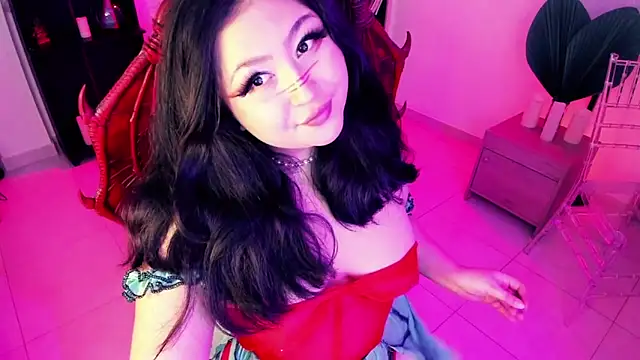 Snapshot of Sweet_lenna chatting on 18, 4, 2026 Sweet lenna online show from 18, 4, 2026