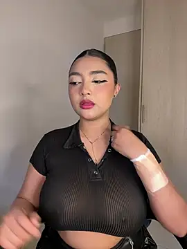 Snapshot of SASHASTRADA_ chatting on 21, 2, 2026 SASHASTRADA online show from 21, 2, 2026