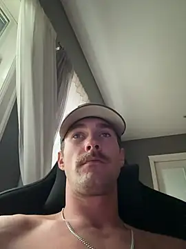 Snapshot of biigballs4u chatting on 11, 1, 2026 biigballs4u online show from 11, 1, 2026