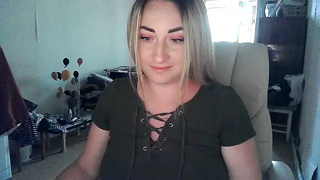 FoxyAnn12 online show from 29, 6, 2026