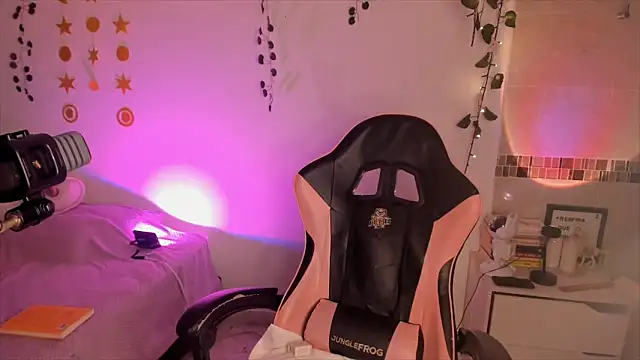 Pisces angel online show from 23, 2, 2026