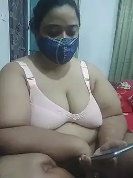 momo loves online show from 11, 5, 2026