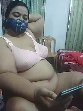 momo loves online show from 26, 5, 2026