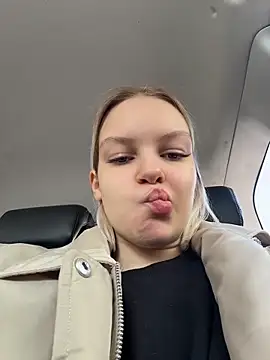 AshleyMur online show from 18, 5, 2026