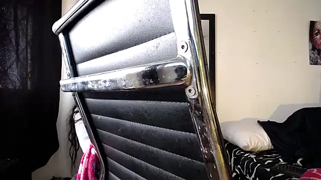 abril onnel online show from 4, 2, 2025