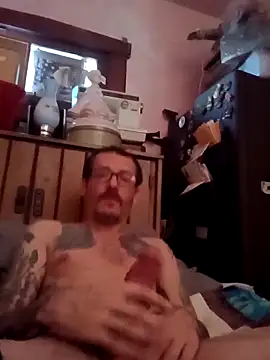 Snapshot of THUROBREED83 chatting on 14, 11, 2025 THUROBREED83 online show from 14, 11, 2025