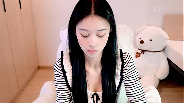 Snapshot of iiiiiiiiiu chatting on 12, 1, 2026 iiiiiiiiiu online show from 12, 1, 2026