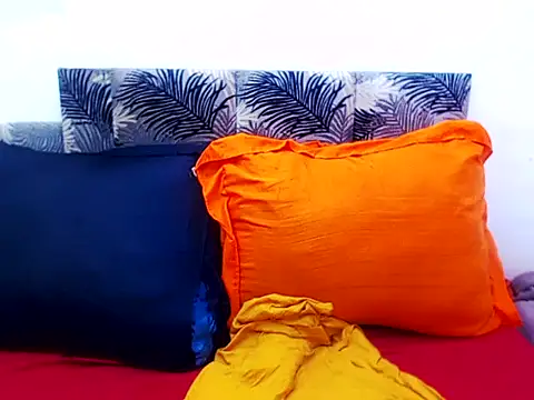 Snapshot of SEXY_MATURExx chatting on 4, 3, 2026 SEXY MATURExx online show from 4, 3, 2026