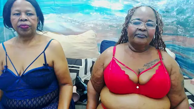 Snapshot of SEXY_MATURExx chatting on 14, 6, 2026 SEXY MATURExx online show from 14, 6, 2026