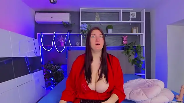 StephieRousee online show from 28, 4, 2026
