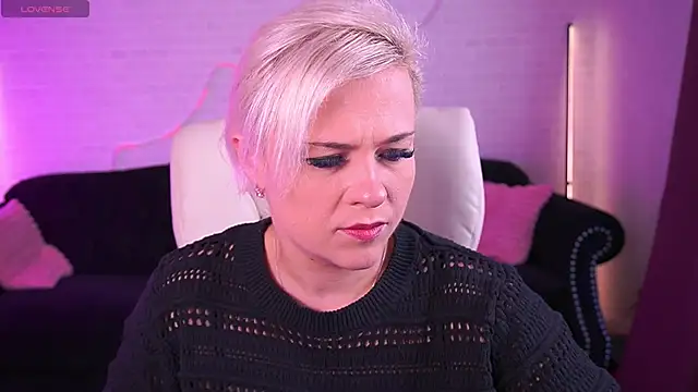 CrystalVibe online show from 12, 3, 2026