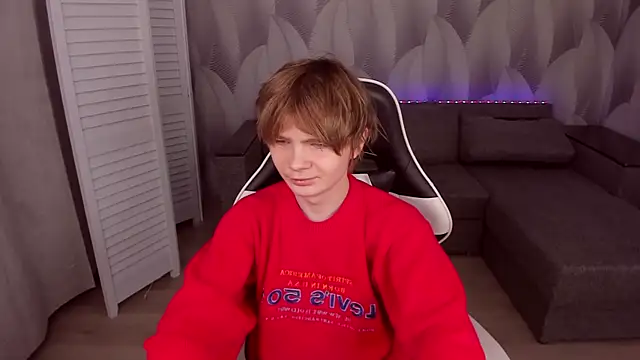 Snapshot of RowanScarlett chatting on 10, 1, 2026 RowanScarlett online show from 10, 1, 2026