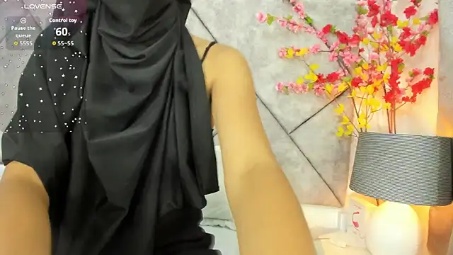 Snapshot of _Tariq chatting on 13, 4, 2026 Tariq online show from 13, 4, 2026