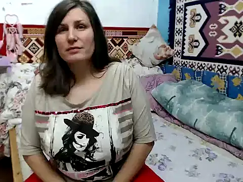 Adelinemilf online show from 10, 1, 2026