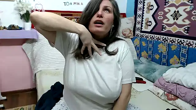 Adelinemilf online show from 18, 3, 2026