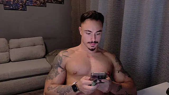 Snapshot of Master_Lukas chatting on 9, 4, 2026 Master Lukas online show from 9, 4, 2026