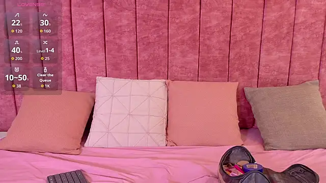 Snapshot of Mayleeth chatting on 5, 4, 2026 Mayleeth online show from 5, 4, 2026