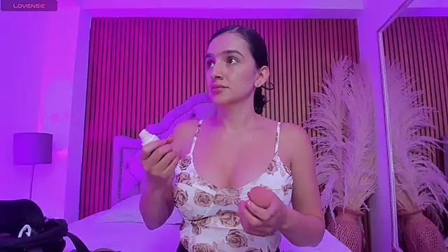 Violett hott  online show from 21, 2, 2026