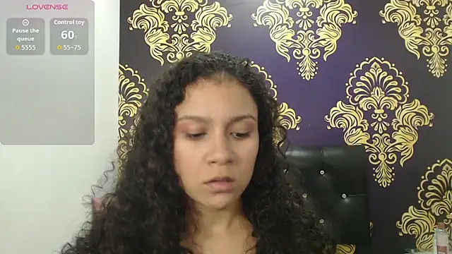 Snapshot of Little18Doll chatting on 11, 4, 2026 Little18Doll online show from 11, 4, 2026