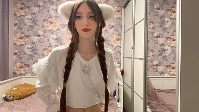 NyxoraX online show from 13, 2, 2026