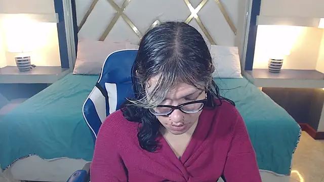lilith ayanami online show from 11, 5, 2026
