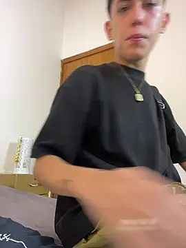 Iamcami  online show from 16, 2, 2026