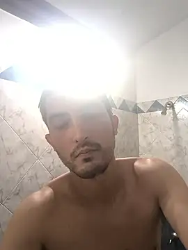 Ezequielggt online show from 6, 1, 2026