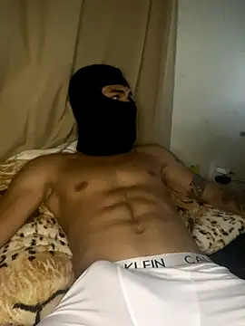 Snapshot of magneto01 chatting on 9, 1, 2026 magneto01 online show from 9, 1, 2026