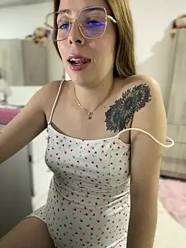 NatalyPinky online show from 13, 5, 2026