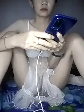 Snapshot of -Nicole-e chatting on 13, 1, 2026 -Nicole-e online show from 13, 1, 2026