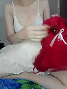 Snapshot of -Nicole-e chatting on 14, 1, 2026 -Nicole-e online show from 14, 1, 2026