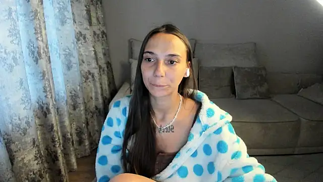 Snapshot of AnnaMized chatting on 9, 4, 2026 AnnaMized online show from 9, 4, 2026