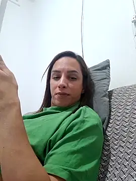 Snapshot of ofjuliaa chatting on 21, 2, 2026 ofjuliaa online show from 21, 2, 2026