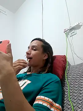 Snapshot of ofjuliaa chatting on 3, 3, 2026 ofjuliaa online show from 3, 3, 2026