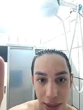 Snapshot of ofjuliaa chatting on 2, 4, 2026 ofjuliaa online show from 2, 4, 2026