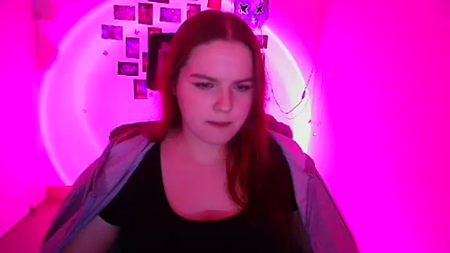 Kitty Mia Kitty online show from 6, 2, 2026