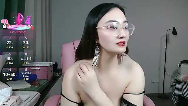 Snapshot of awalingling chatting on 15, 2, 2026 awalingling online show from 15, 2, 2026