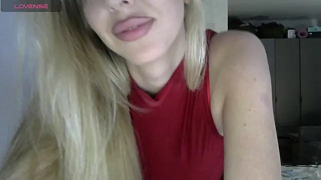 Snapshot of LizaSweetyq chatting on 28, 4, 2026 LizaSweetyq online show from 28, 4, 2026