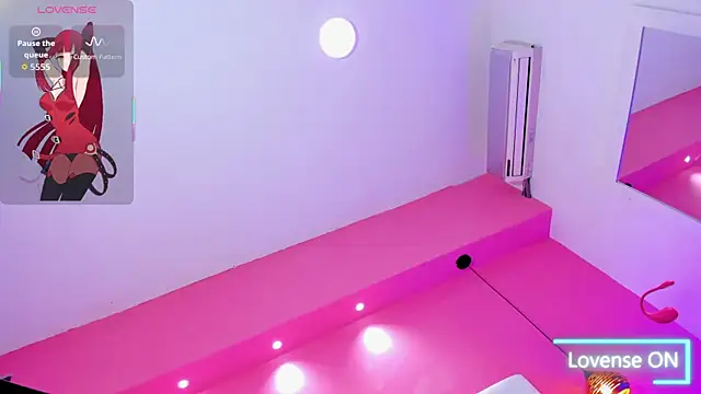 mia collinsss online show from 7, 1, 2026