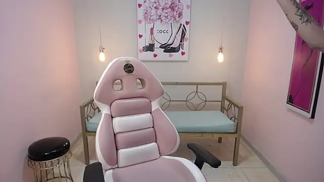 Snapshot of Adri_gomez_x chatting on 20, 2, 2026 Adri gomez x online show from 20, 2, 2026