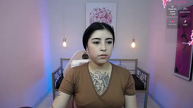 Snapshot of Adri_gomez_x chatting on 14, 6, 2026 Adri gomez x online show from 14, 6, 2026