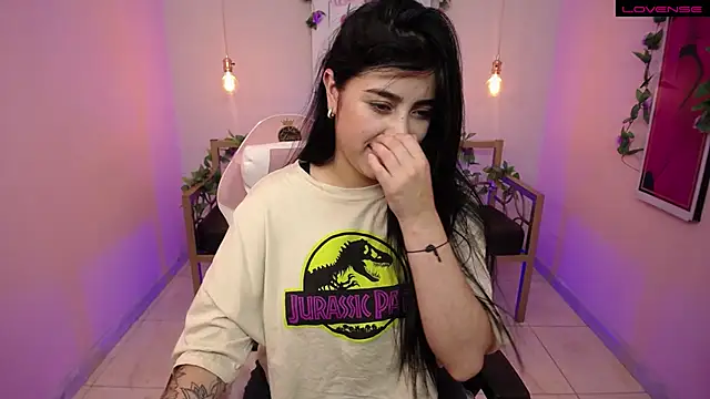 Snapshot of Adri_gomez_x chatting on 6, 7, 2026 Adri gomez x online show from 6, 7, 2026