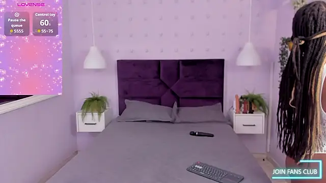 Yasminbrattz online show from 10, 3, 2026