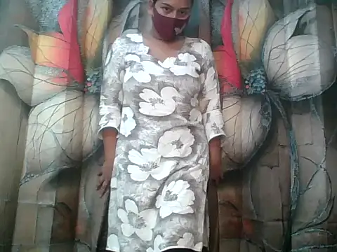 Snapshot of Sima_Roy95 chatting on 12, 4, 2026 Sima Roy95 online show from 12, 4, 2026