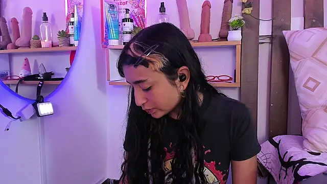 Snapshot of MeowMota_ chatting on 16, 4, 2026 MeowMota online show from 16, 4, 2026