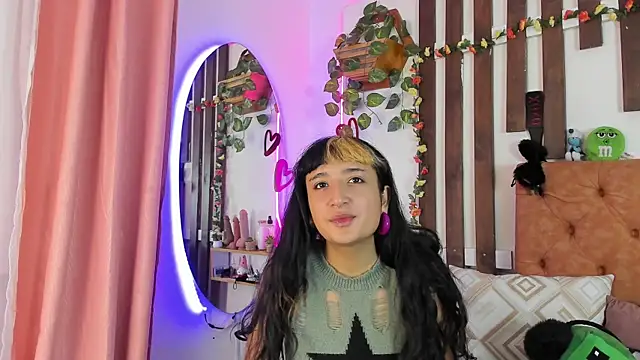 Snapshot of MeowMota_ chatting on 5, 5, 2026 MeowMota online show from 5, 5, 2026