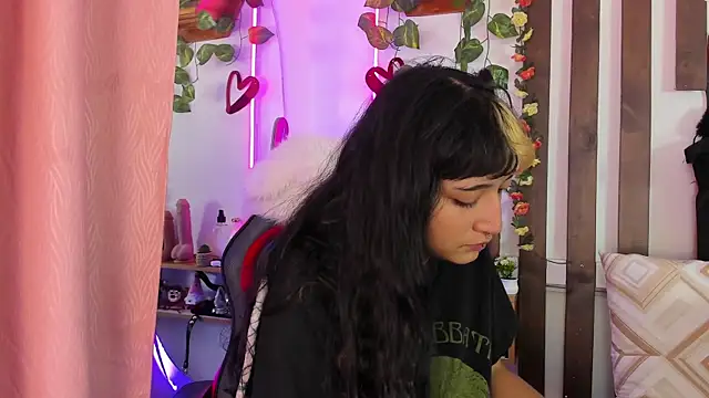 Snapshot of MeowMota_ chatting on 24, 5, 2026 MeowMota online show from 24, 5, 2026