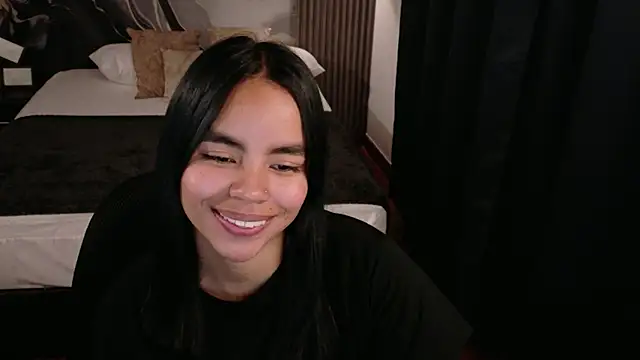 SofiaMante  online show from 21, 4, 2026