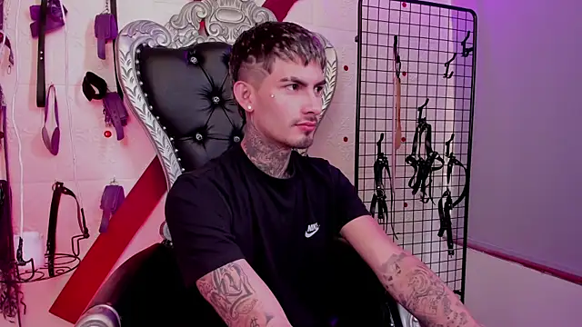 Snapshot of Valentino-777 chatting on 7, 1, 2026 Valentino-777 online show from 7, 1, 2026